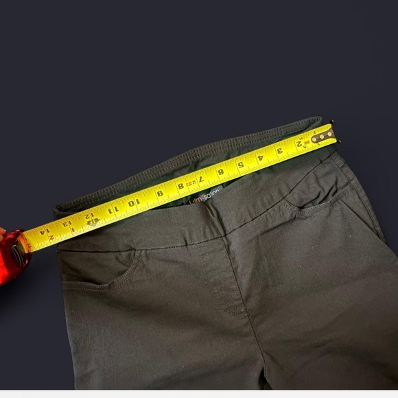 Black Pants with Button Detailing - Picture 5 of 8